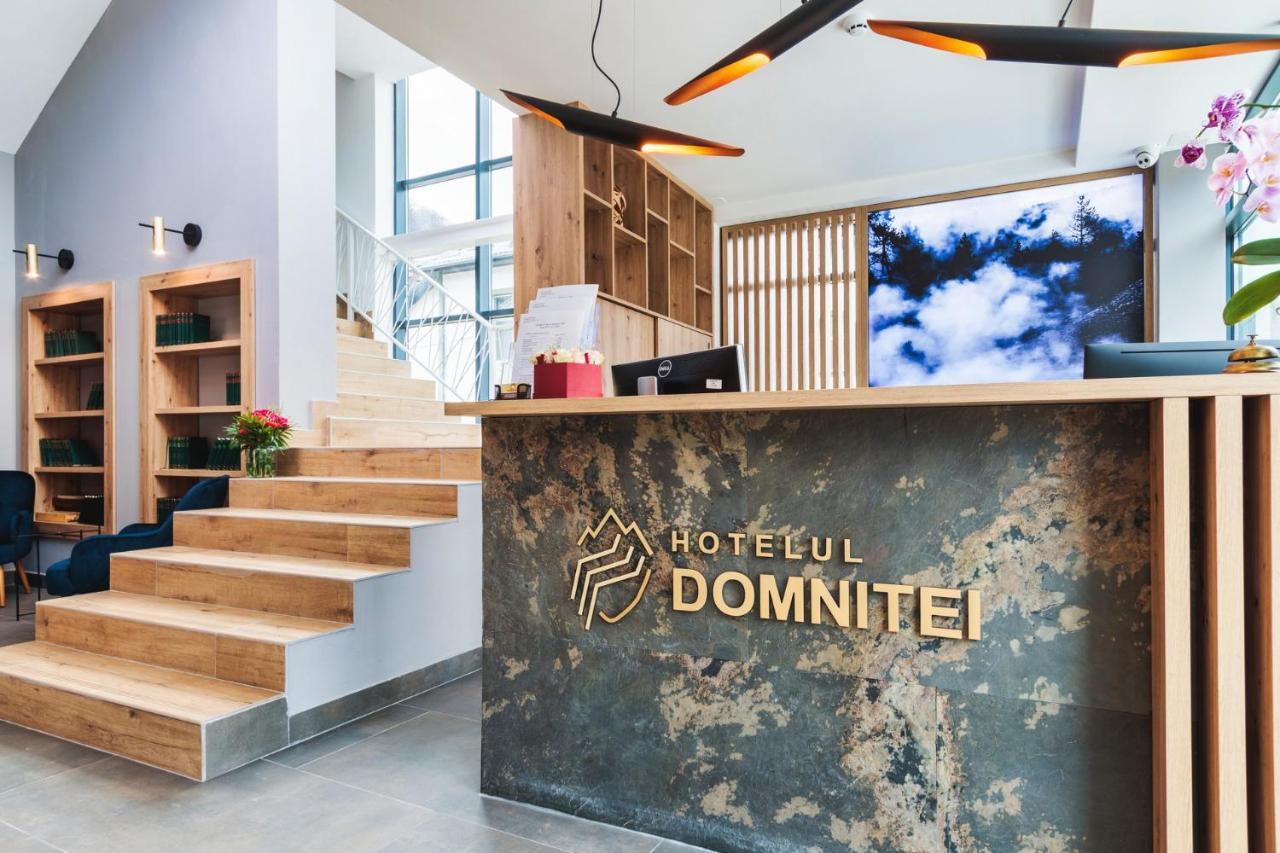 Hotel Domnitei Călimăneşti Exteriér fotografie