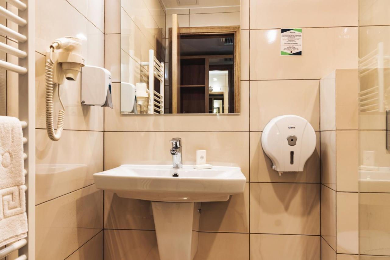 Hotel Domnitei Călimăneşti Exteriér fotografie