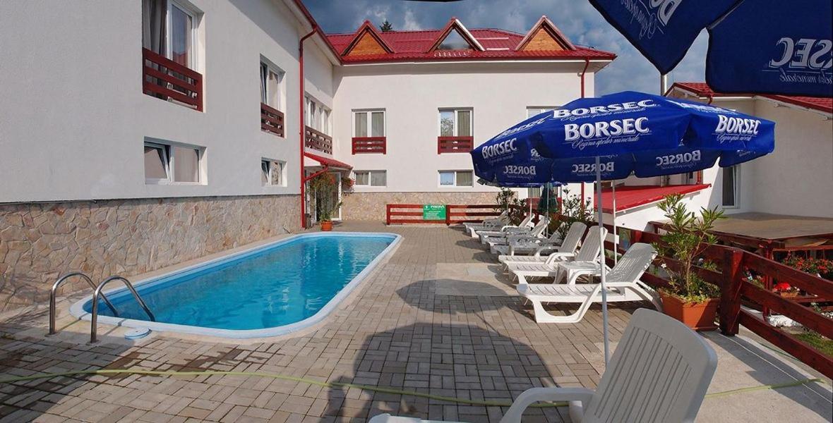 Hotel Domnitei Călimăneşti Exteriér fotografie