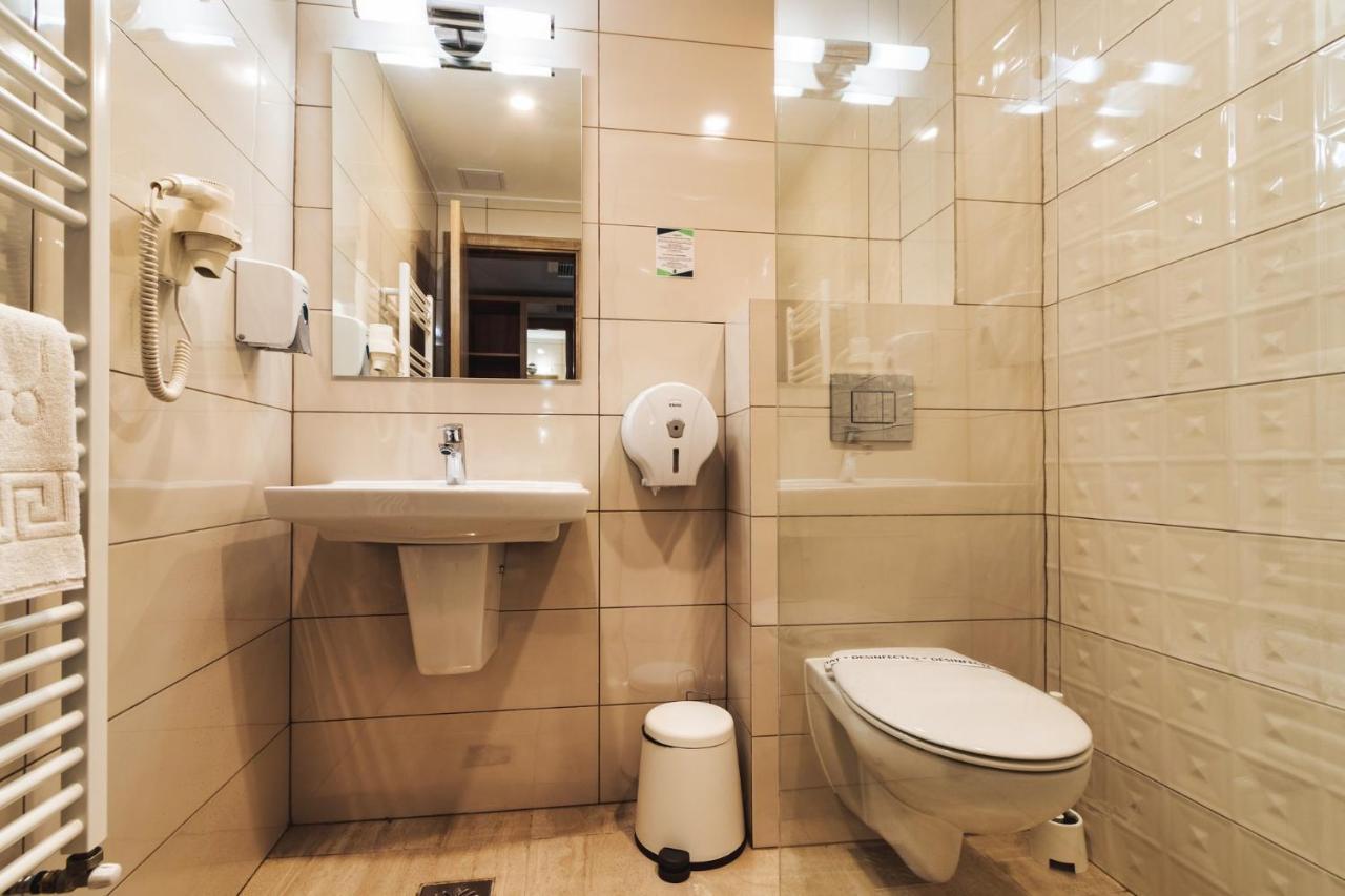 Hotel Domnitei Călimăneşti Exteriér fotografie