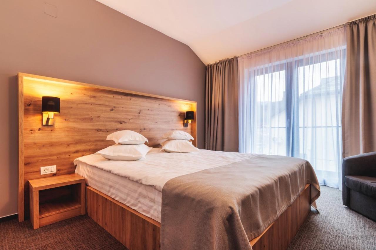 Hotel Domnitei Călimăneşti Exteriér fotografie